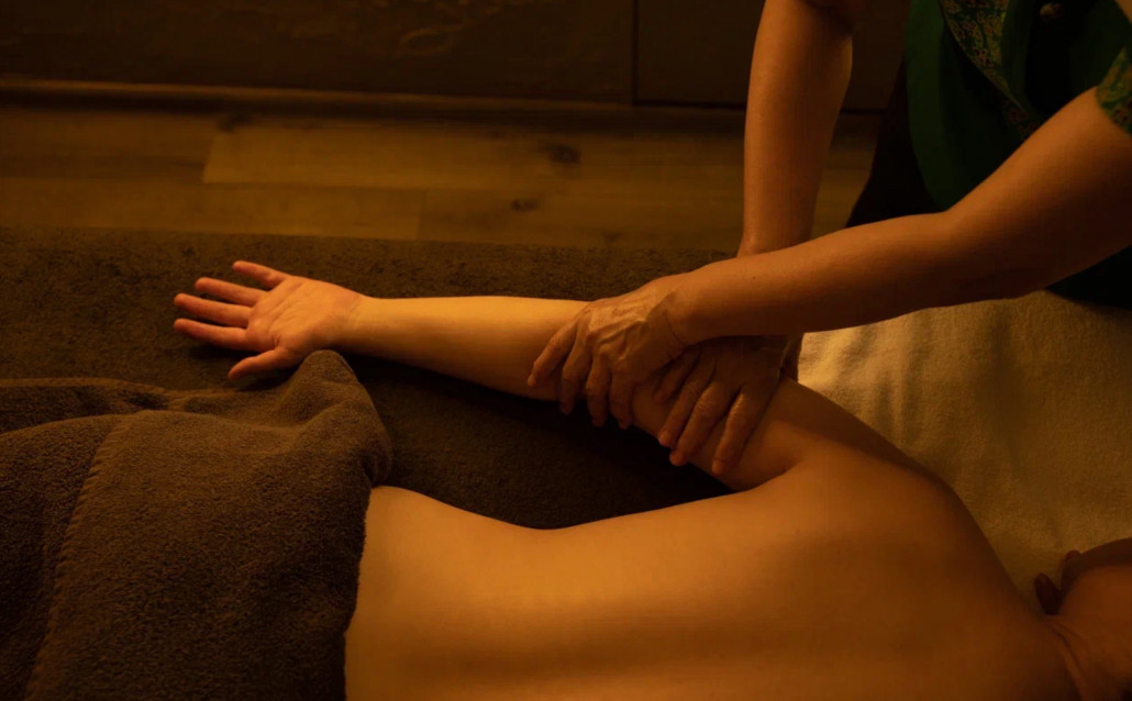 Антицеллюлитный массаж